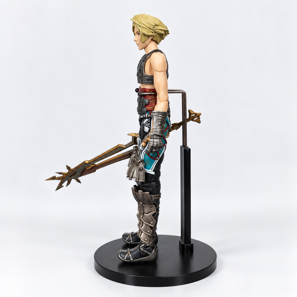 Vaan – Play Arts | Final Fantasy XII